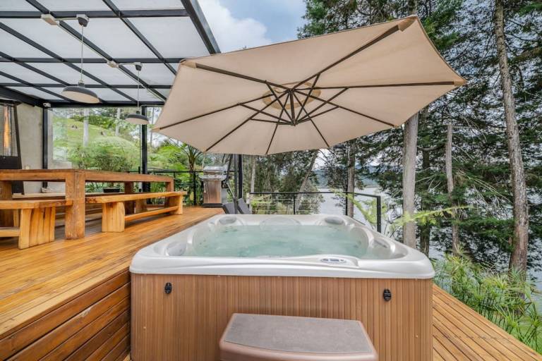Amazing Private Jacuzzi JuanitoLaguna Luxury House — photo 3