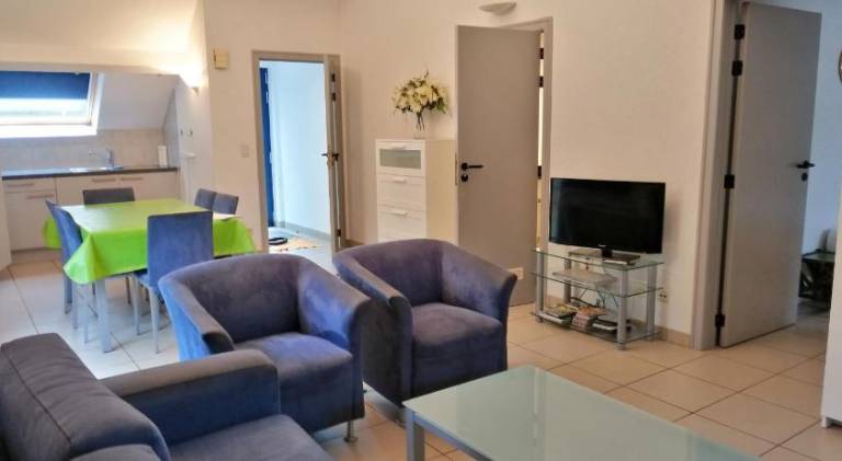 Apartment with pool | Pets are welcome — photo 2