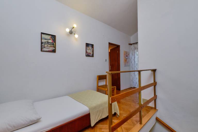One bedroom apartment with terrace Artatore, Lošinj (A-2509-c) — photo 3