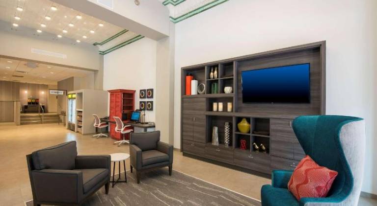 Home2 Suites by Hilton - Indianapolis/Downtown — photo 3