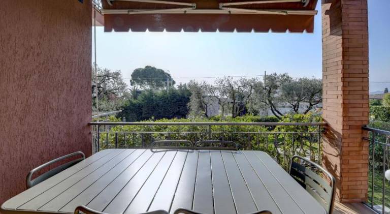 Holiday apartment with pool — photo 3
