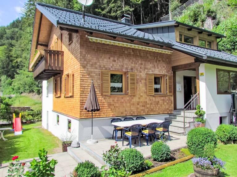 Ferienhaus in Bartholomäberg, Gemeinde Sankt Anton im Montafon für max. 10 Gäste