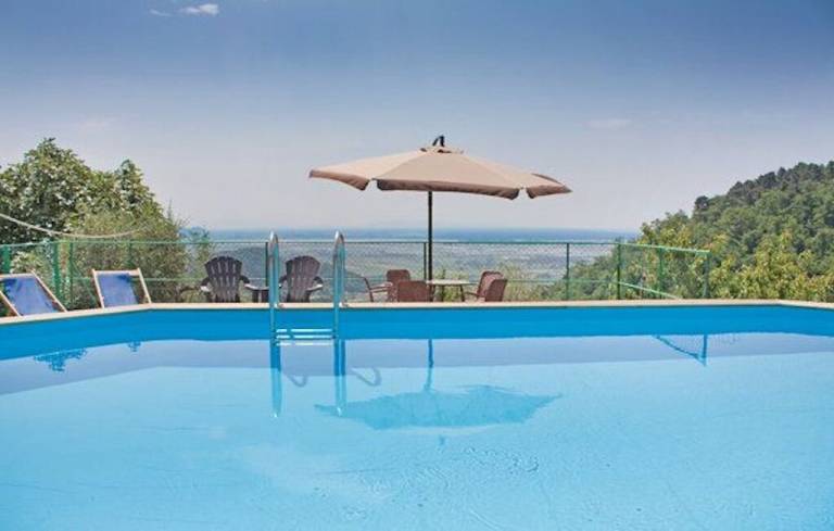 Fully equipped villa with garden, barbecue & private pool | Pet-friendly — photo 2