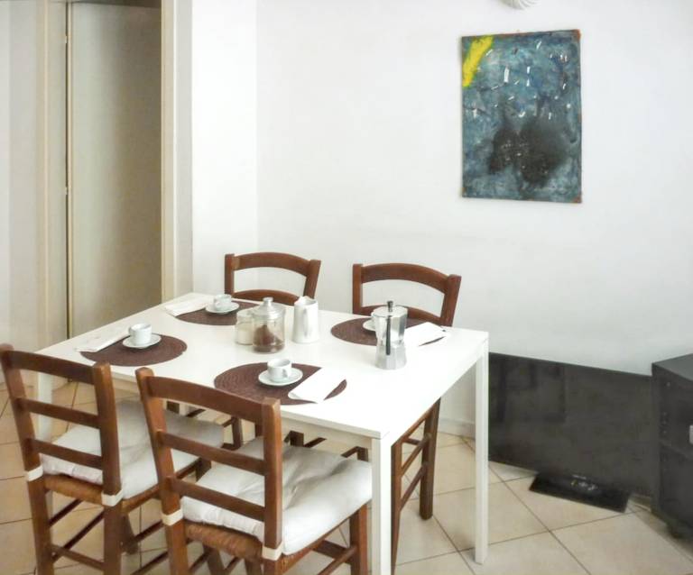 Apartment with 2 rooms for 5 persons — photo 3