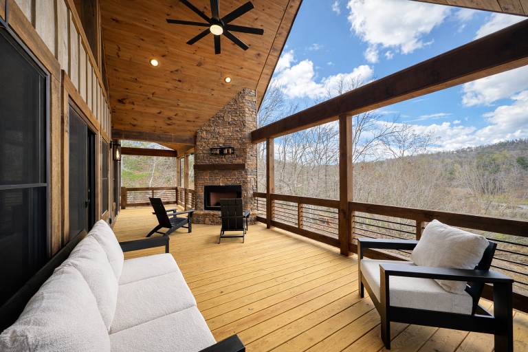 Family-oriented pleasant cabin with barbecue & hot tub | Mountain view | Dogs allowed — photo 5