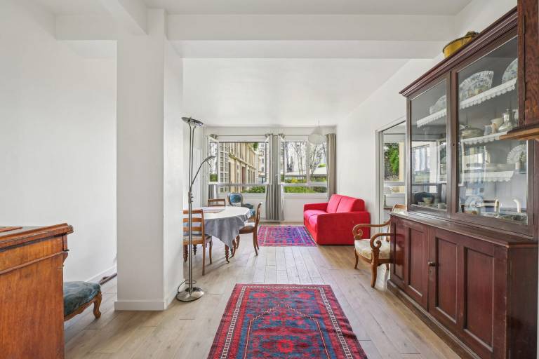 Branly - Franco Russe 1bdr, B'Your Home — photo 4
