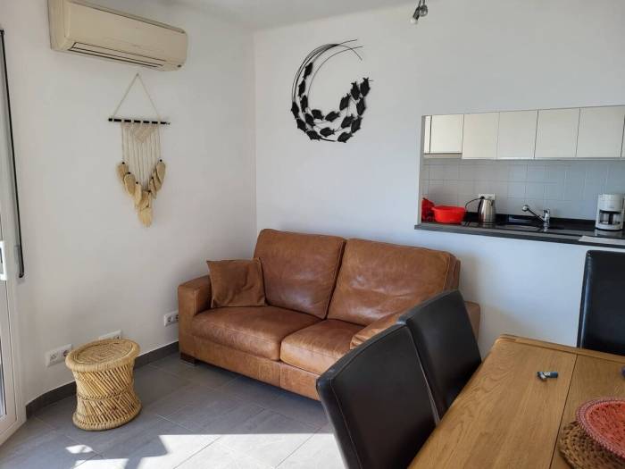 Holiday apartment with private pool, terrace & yard | Sea view — photo 4