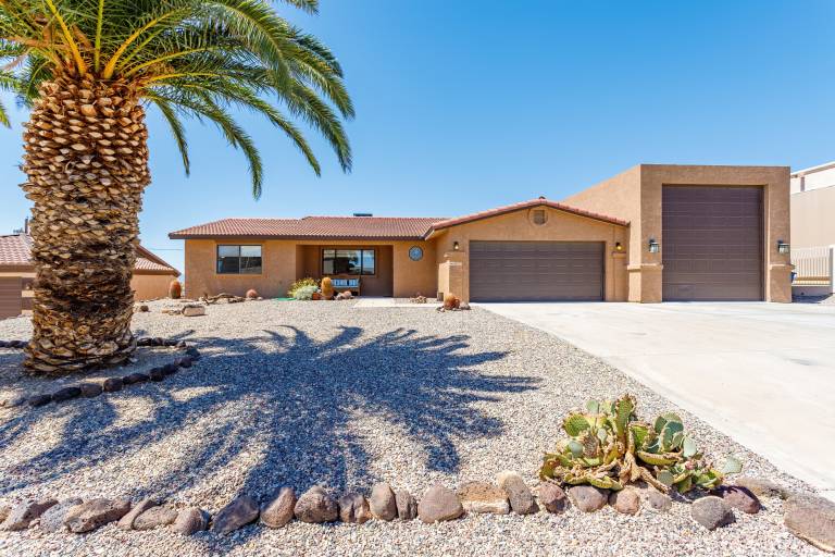 Child-friendly house with BBQ & private pool | Pets allowed — photo 3