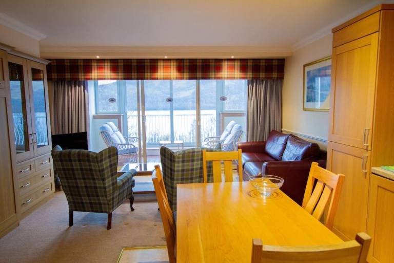 Ample lodge | Pets are welcome — photo 3