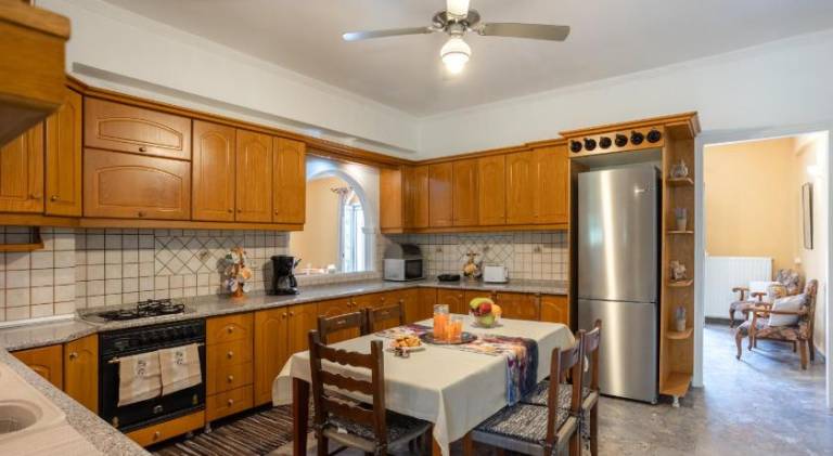Fully equipped ample villa with terrace, barbeque & garden | Pets are welcome — photo 2