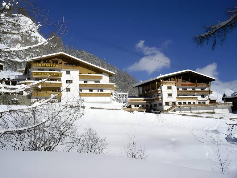 Sonnenhotel Soldanella Sonneck in Samnaun
