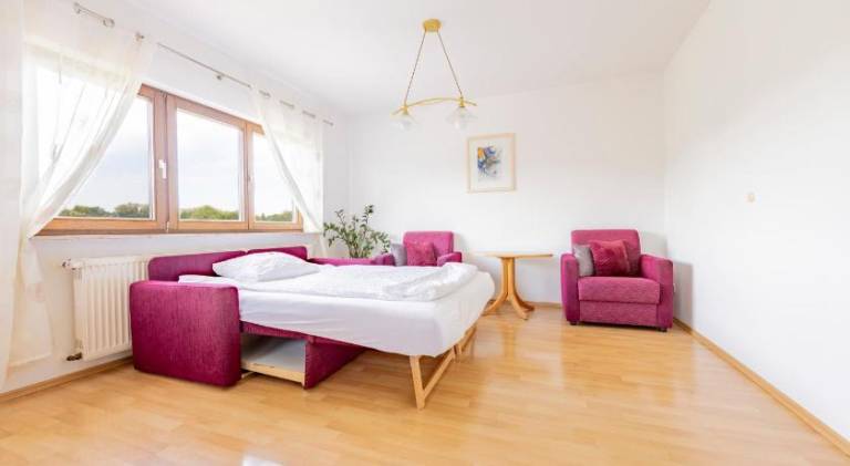 Holiday apartment with 3 rooms for 8 persons — photo 2