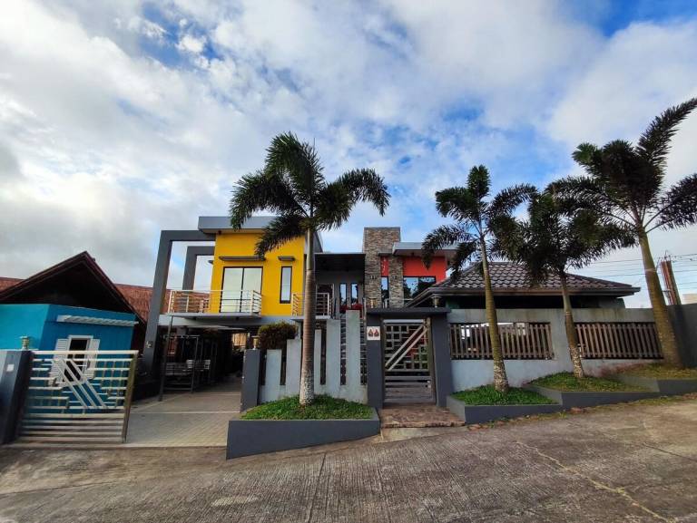 Vacation home with 2 rooms for 12 persons in Tagaytay