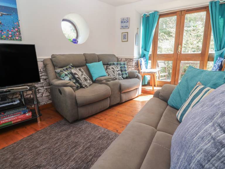 Family-oriented wonderful cottage with garden, pool & terrace | Beach view | Pets allowed — photo 3