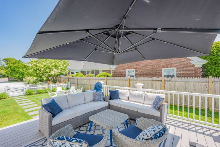 House with terrace & barbecue — photo 4