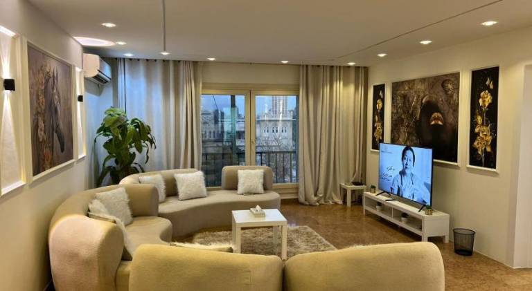 Holiday apartment with 3 rooms for 6 persons in Giza