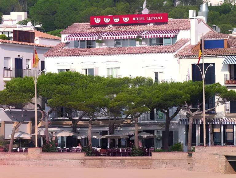 Hotel Isabella's Llafranc in Calella