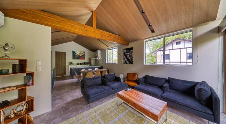 Grey Wolf Chalet by Hakuba White Fox Company in Hakuba