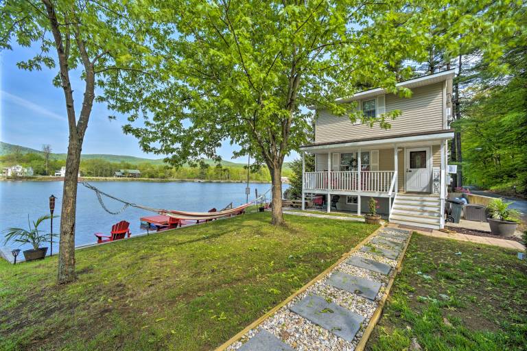Hudson River Home w Fire Pit Near Belmont Stakes