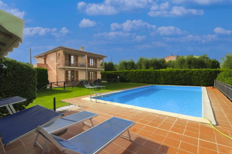 Ferienhaus in Valiano f&uuml;r max. 10 Personen