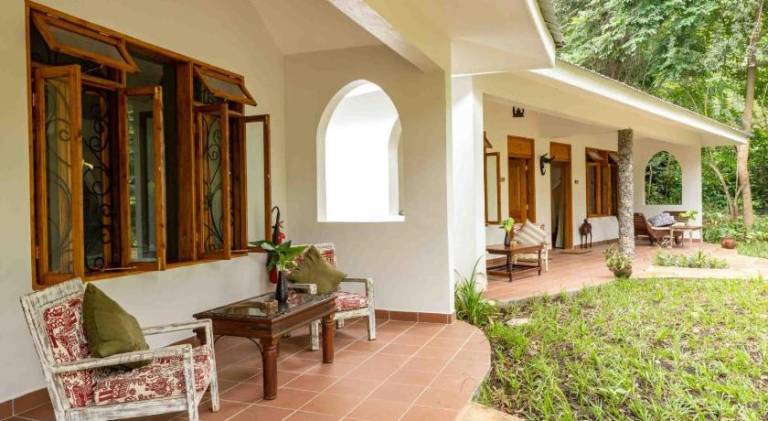 Mount Meru Game Lodge & Sanctuary — photo 4