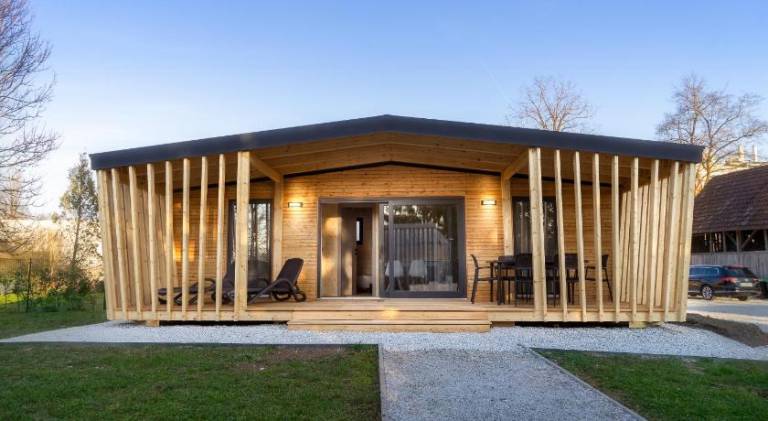 Vacation home with garden, barbeque & terrace | Pet-friendly — photo 3