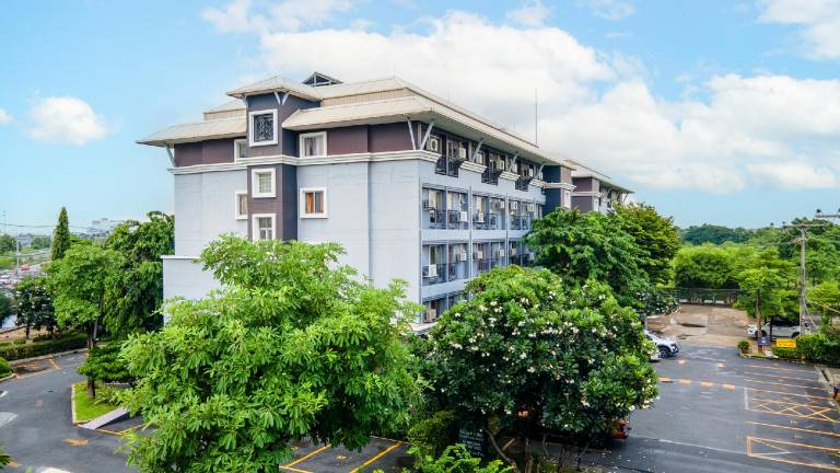 Synsiri Resort