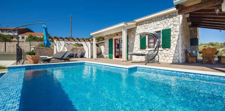 Fully equipped beautiful villa with garden, barbeque & private pool | Beach view | Dogs allowed in Sibenik