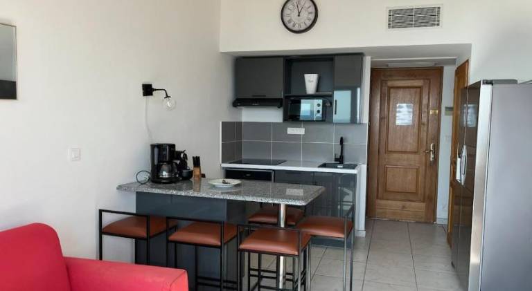 Holiday apartment with terrace | Next to the beach | Pets allowed — photo 2