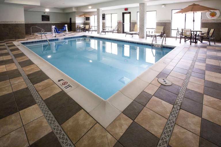 Hampton Inn & Suites Toledo/Westgate — photo 5