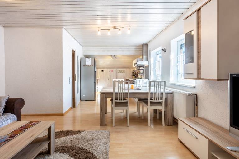Apartment with 2 rooms for 6 persons — photo 4