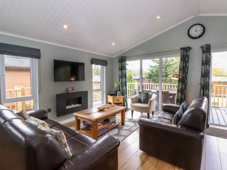 Lovely cottage with garden, pool & sauna | Pets are welcome — photo 3