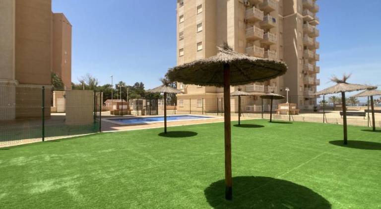 Holiday apartment with patio & pool — photo 3