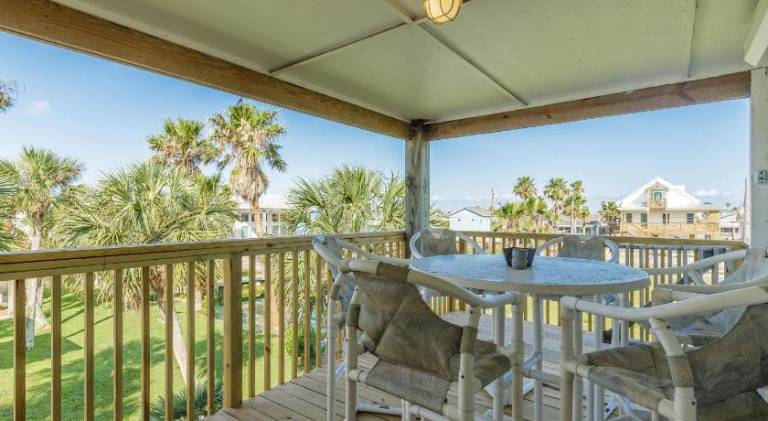 Vacation home with pool | Pets allowed — photo 5