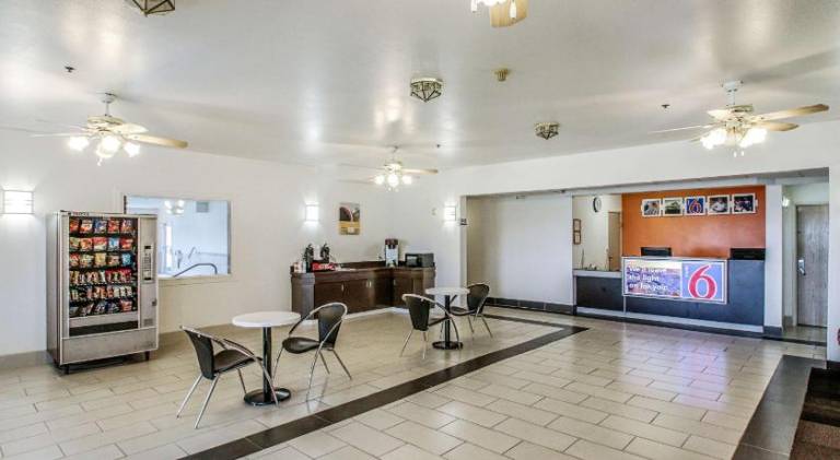 Motel 6 Nephi, UT — photo 2