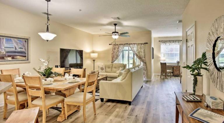 Ample vacation home with jacuzzi | Pet-friendly — photo 4