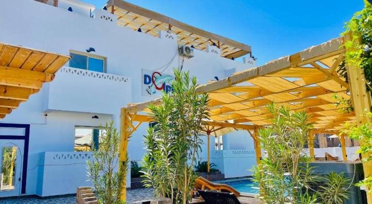 Dolphina hotel & Restaurant — photo 4