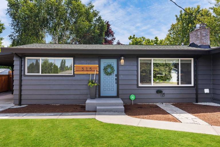 House  Rainier Valley