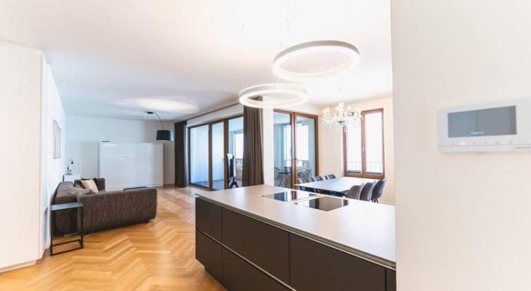 Apartment | Next to Zwinger — photo 4