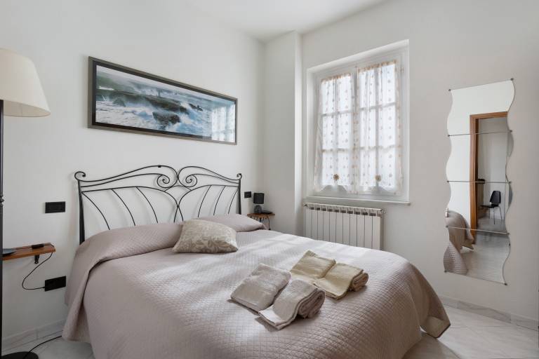Apartment 'Lunigiana - Casa Anita with Private Garden, Wi-Fi and Air Conditioning' in Ameglia
