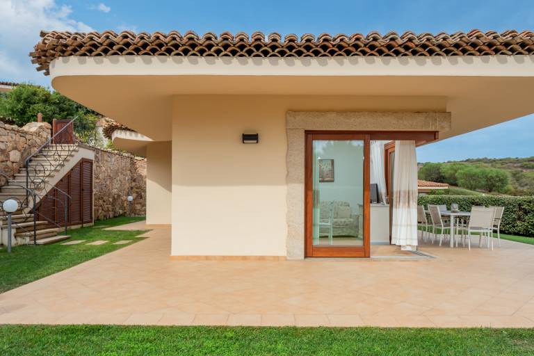 Vacation Home "Villa Piana" with Stunning Sea and Mountain Views, Terrace & Garden — photo 5
