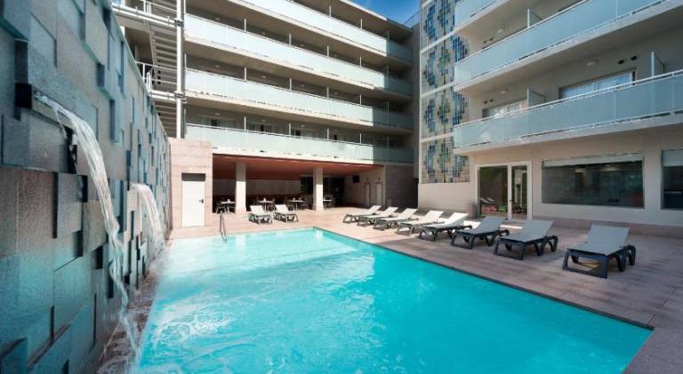 4R Miramar Calafell — photo 4