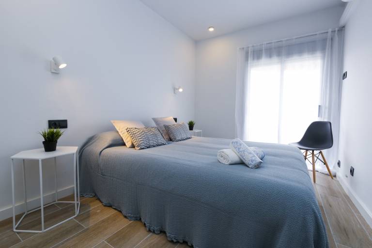 Charming holiday apartment with pool, patio & garden | Pets allowed — photo 4