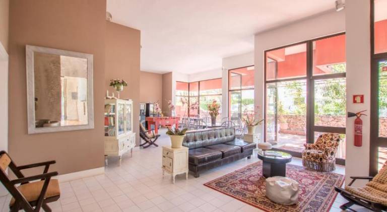 Serviced apartment with terrace, pool & garden | Pets are welcome — photo 4