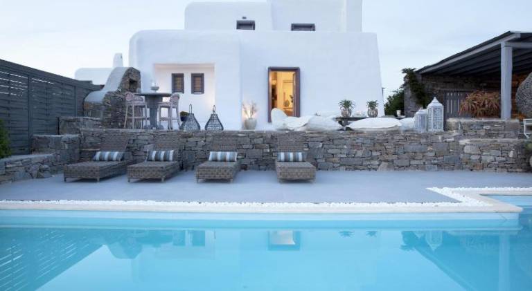 Big villa with private pool, garden & terrace | Next to the beach | Pets are welcome in Paro