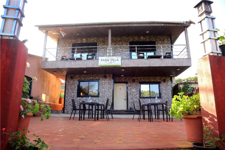 DV Inns Farm Villa