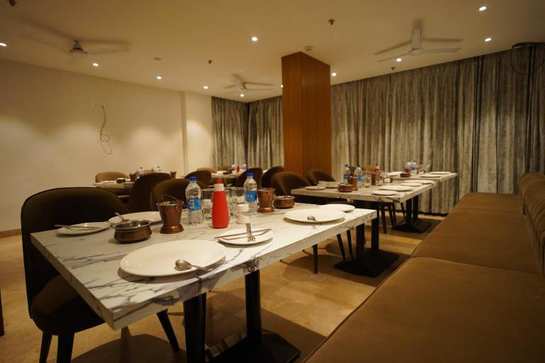 Mumbai House Express — photo 2