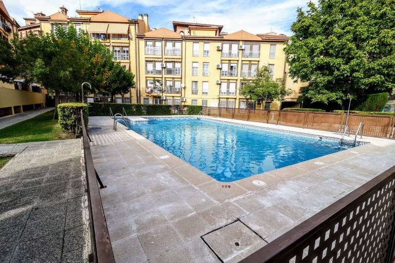 Apartamento Pinos Genil