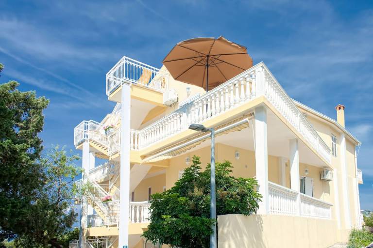 Apartma  Igrane