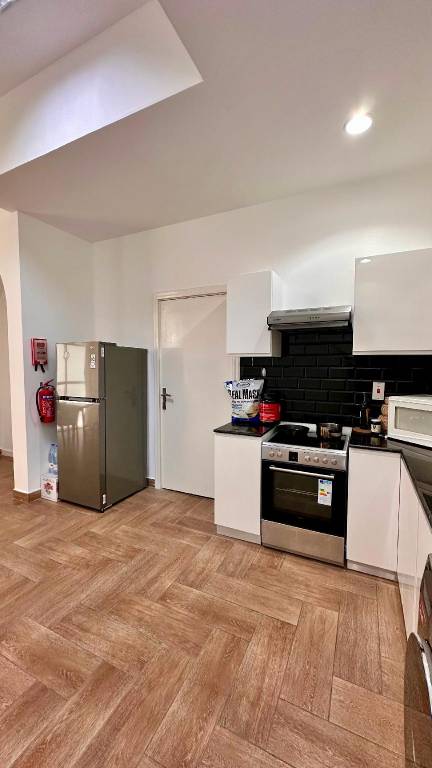 Fully equipped rental apartment with barbeque & pool | Good for workation | Pets allowed — photo 4